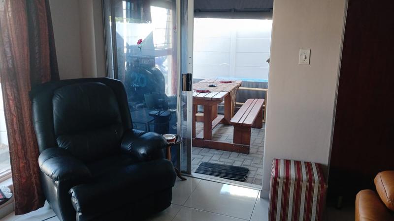 To Let 2 Bedroom Property for Rent in Parow North Western Cape